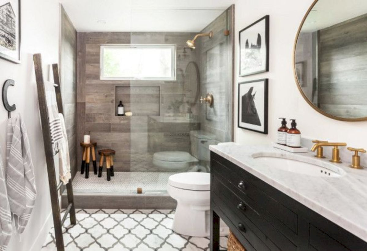 Rustic farmhouse bathroom ideas with shower 107