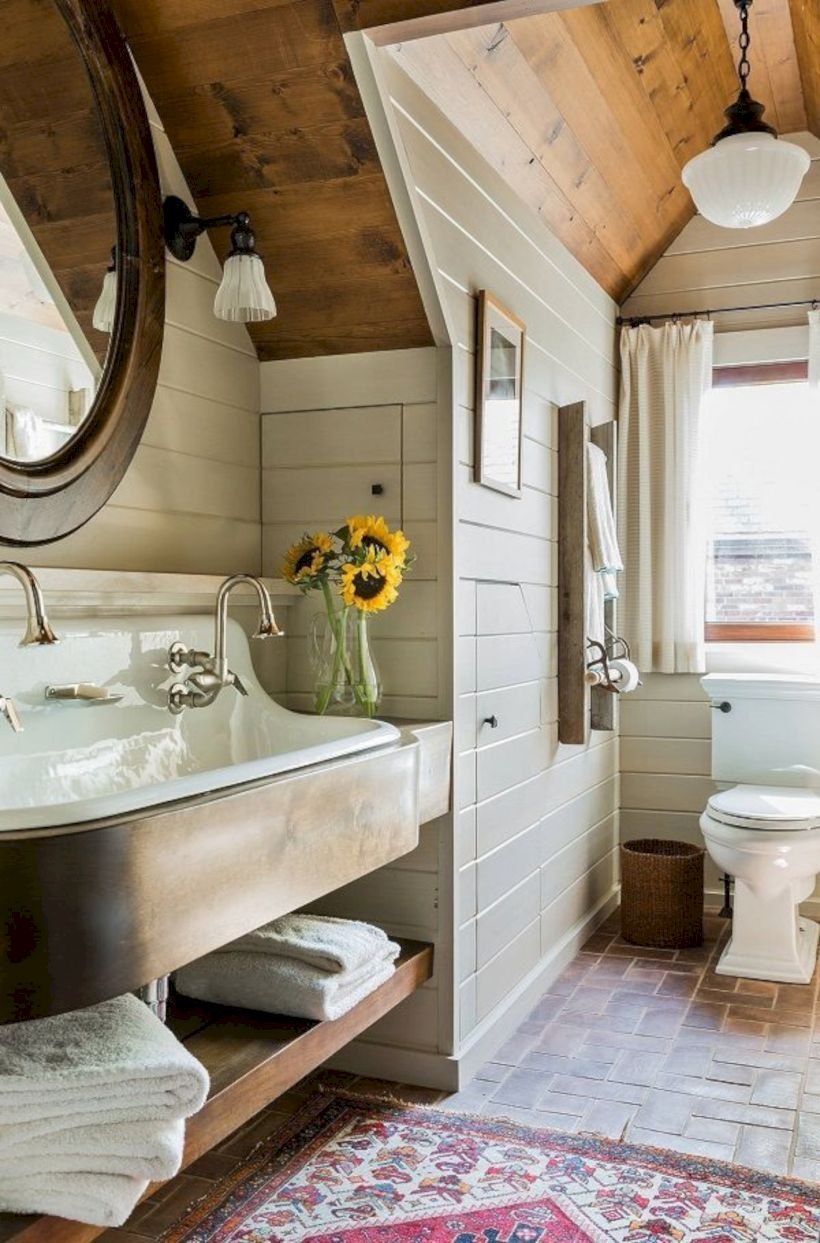 Rustic farmhouse bathroom ideas with shower 26