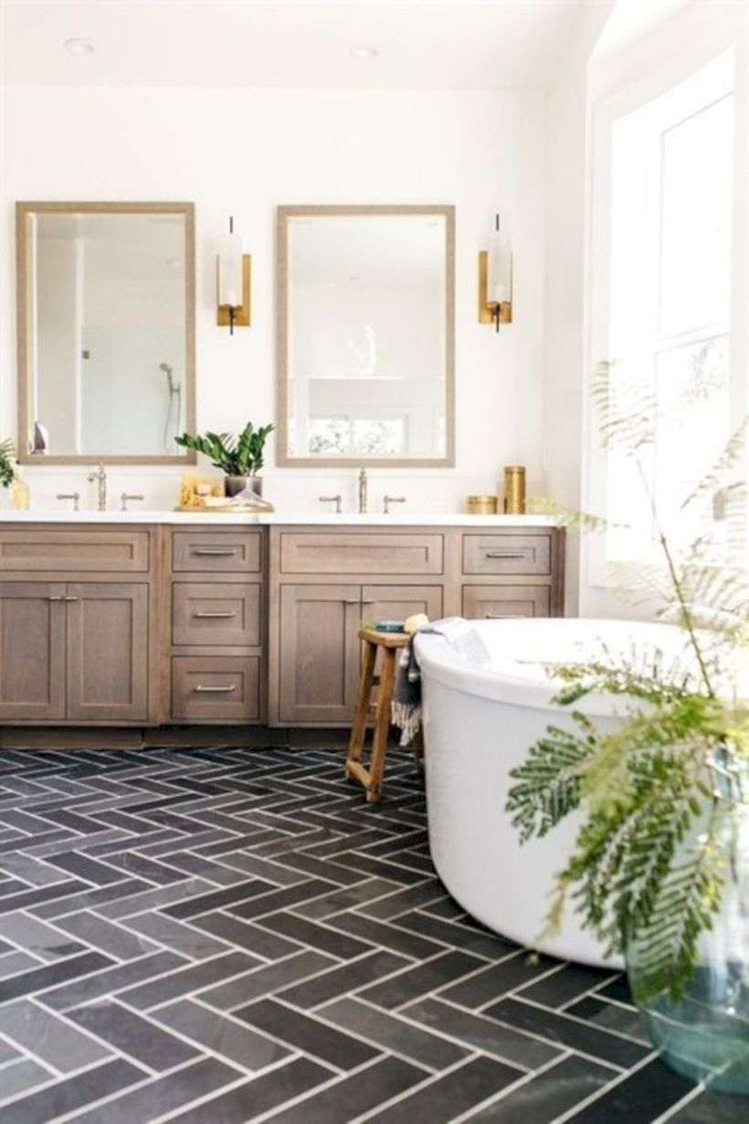 Rustic farmhouse bathroom ideas with shower 89