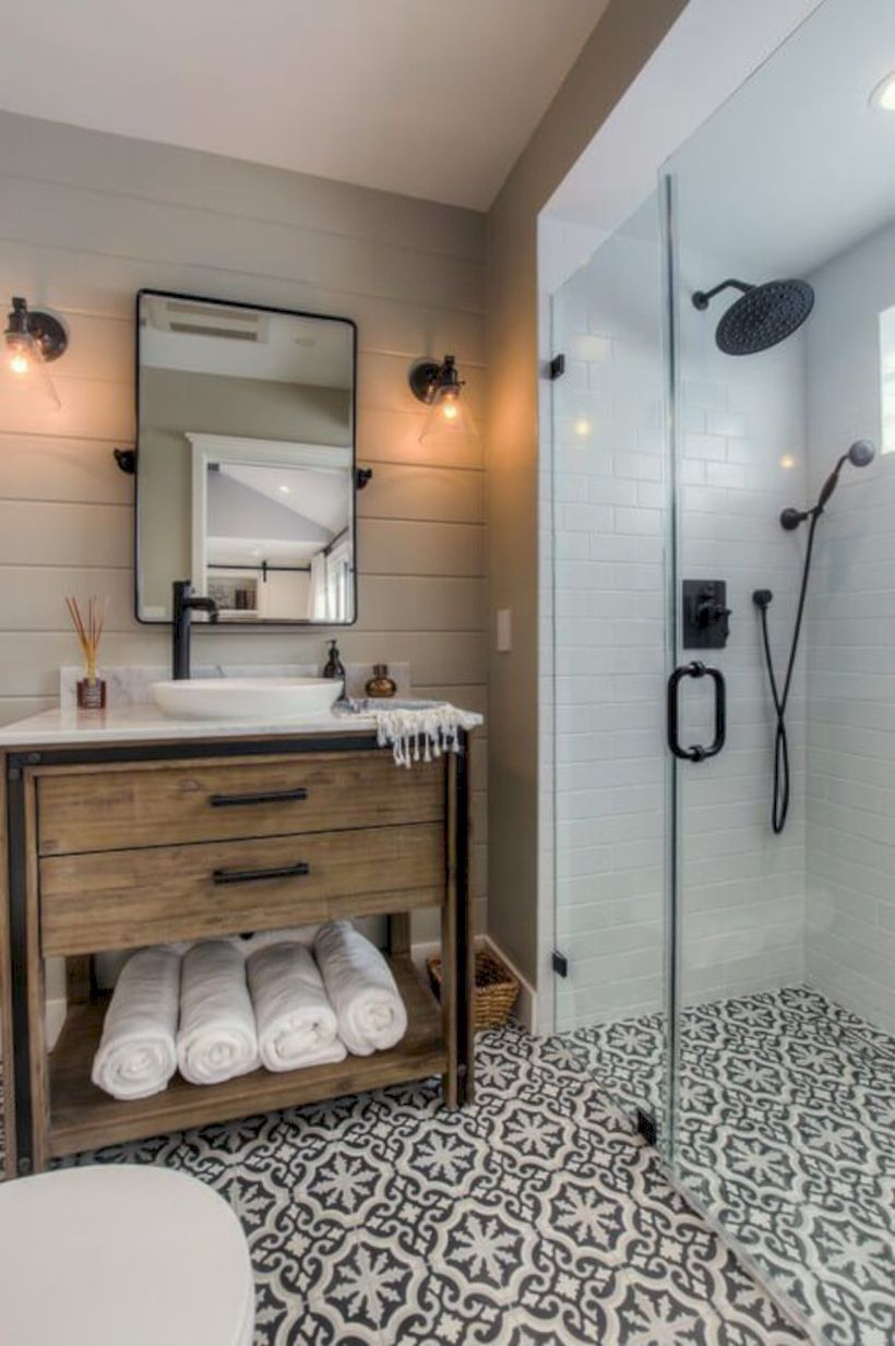 Rustic farmhouse bathroom ideas with shower 96