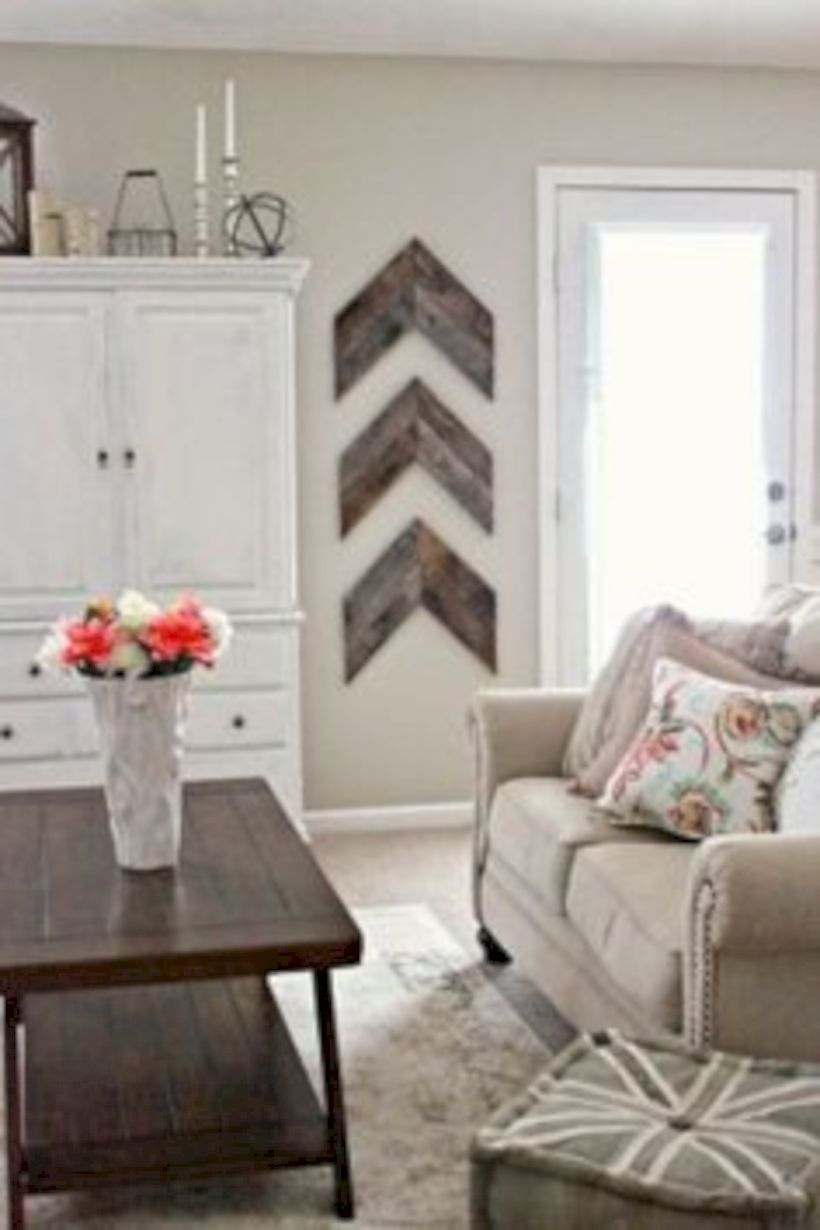 Rustic modern farmhouse living room decor ideas 57