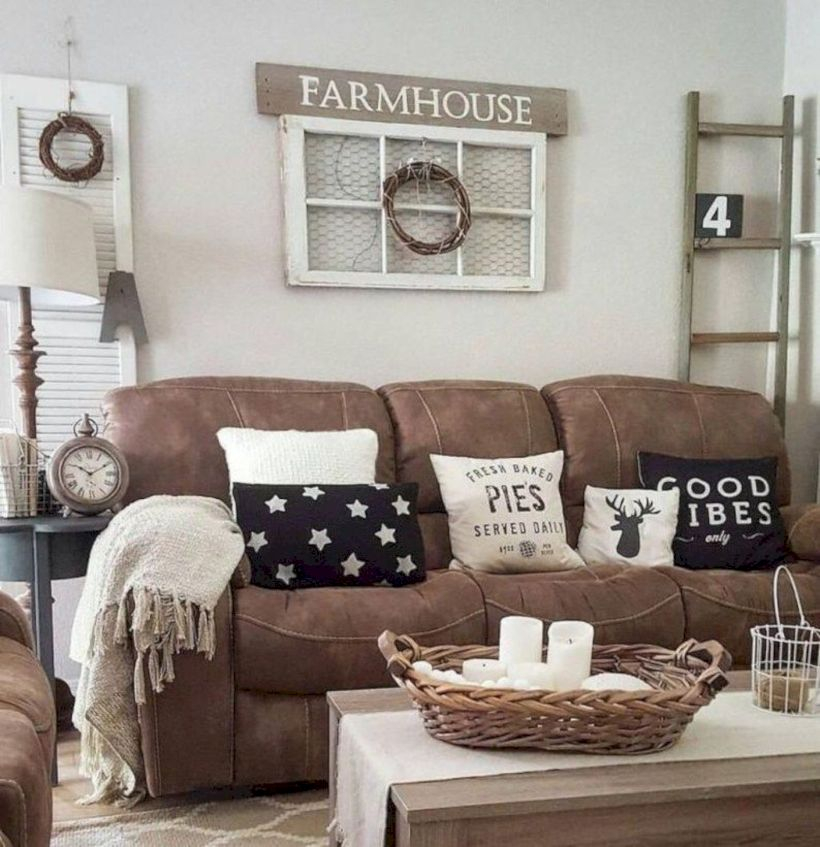 Rustic modern farmhouse living room decor ideas 68