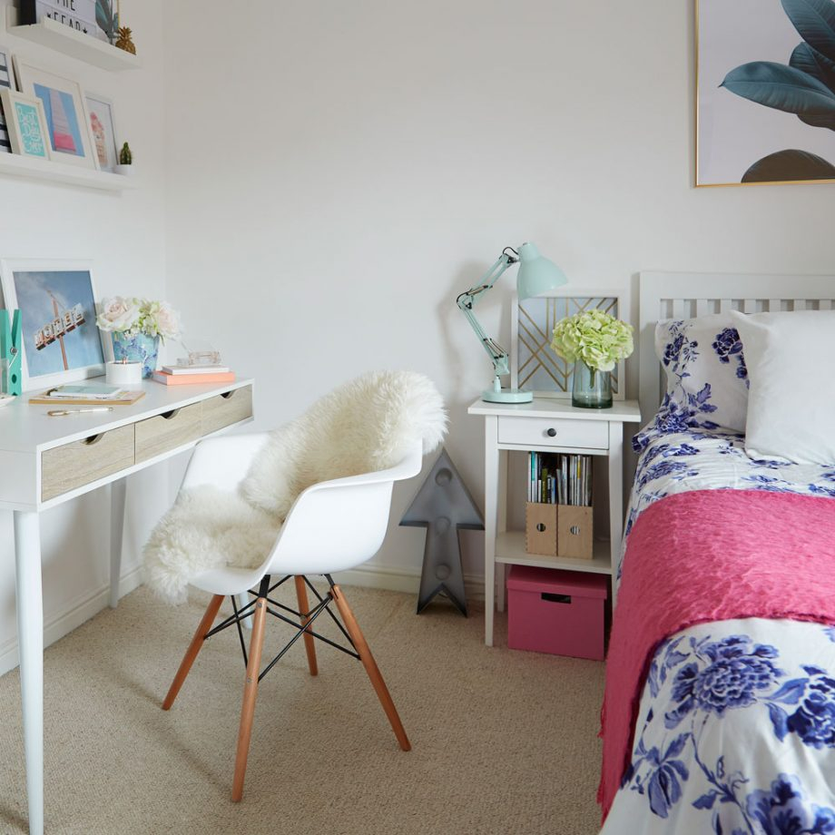 Teen-girls-bedroom-with-desk-and-side-table-920x920