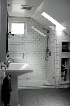 Unique attic bathroom design ideas for your private haven 09