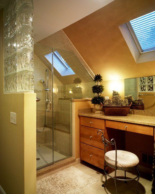 Unique attic bathroom design ideas for your private haven 11