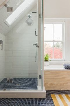 Unique attic bathroom design ideas for your private haven 13