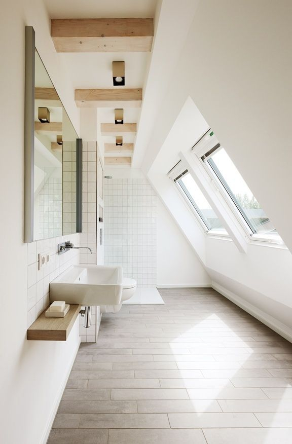 Unique attic bathroom design ideas for your private haven 31