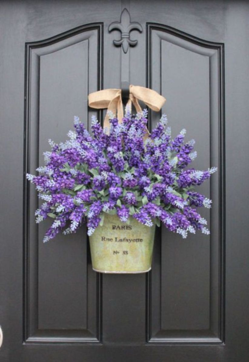 Beautiful decor ideas to hang on your door that aren't wreaths 24
