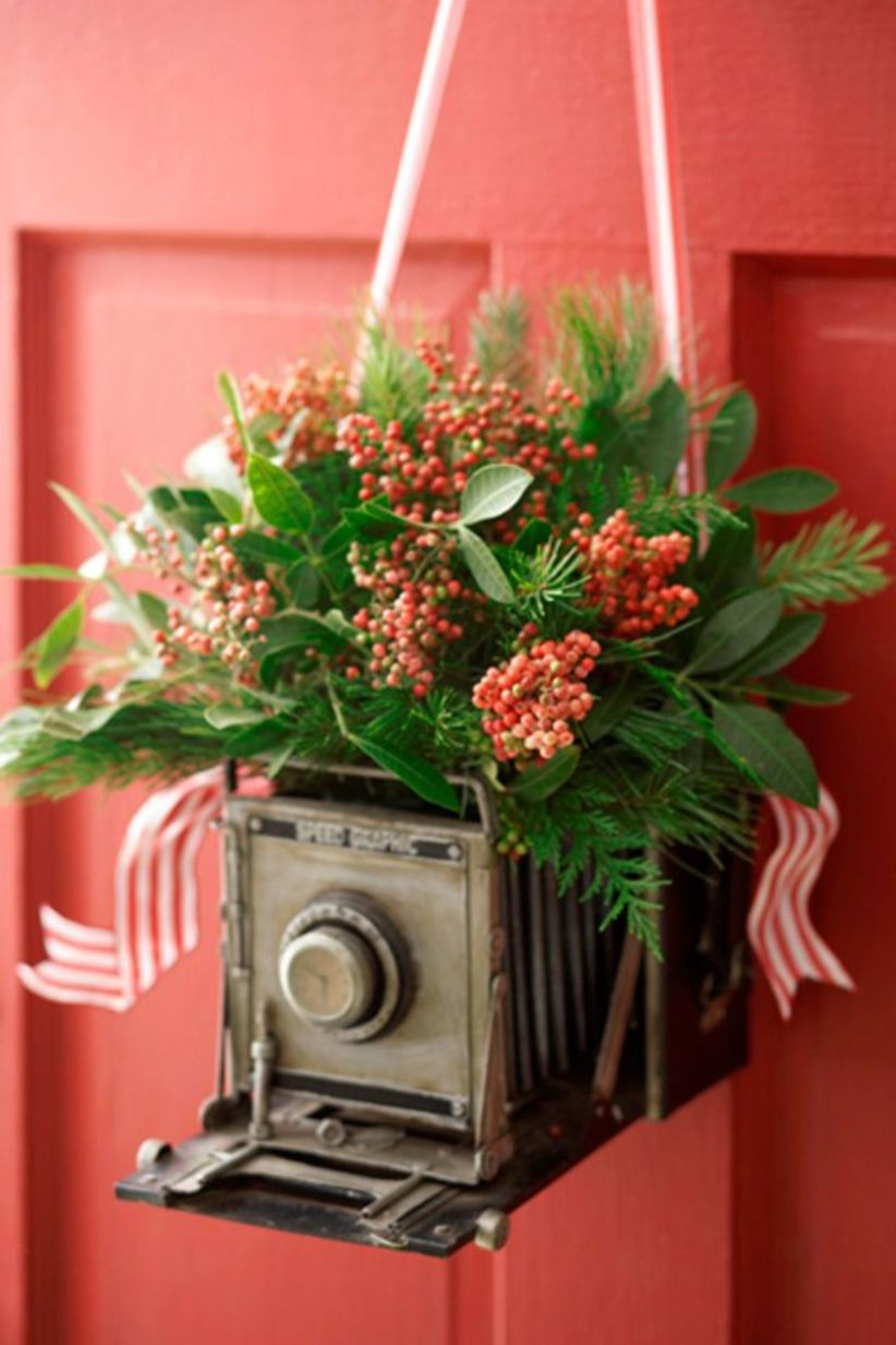 Beautiful decor ideas to hang on your door that aren't wreaths 33