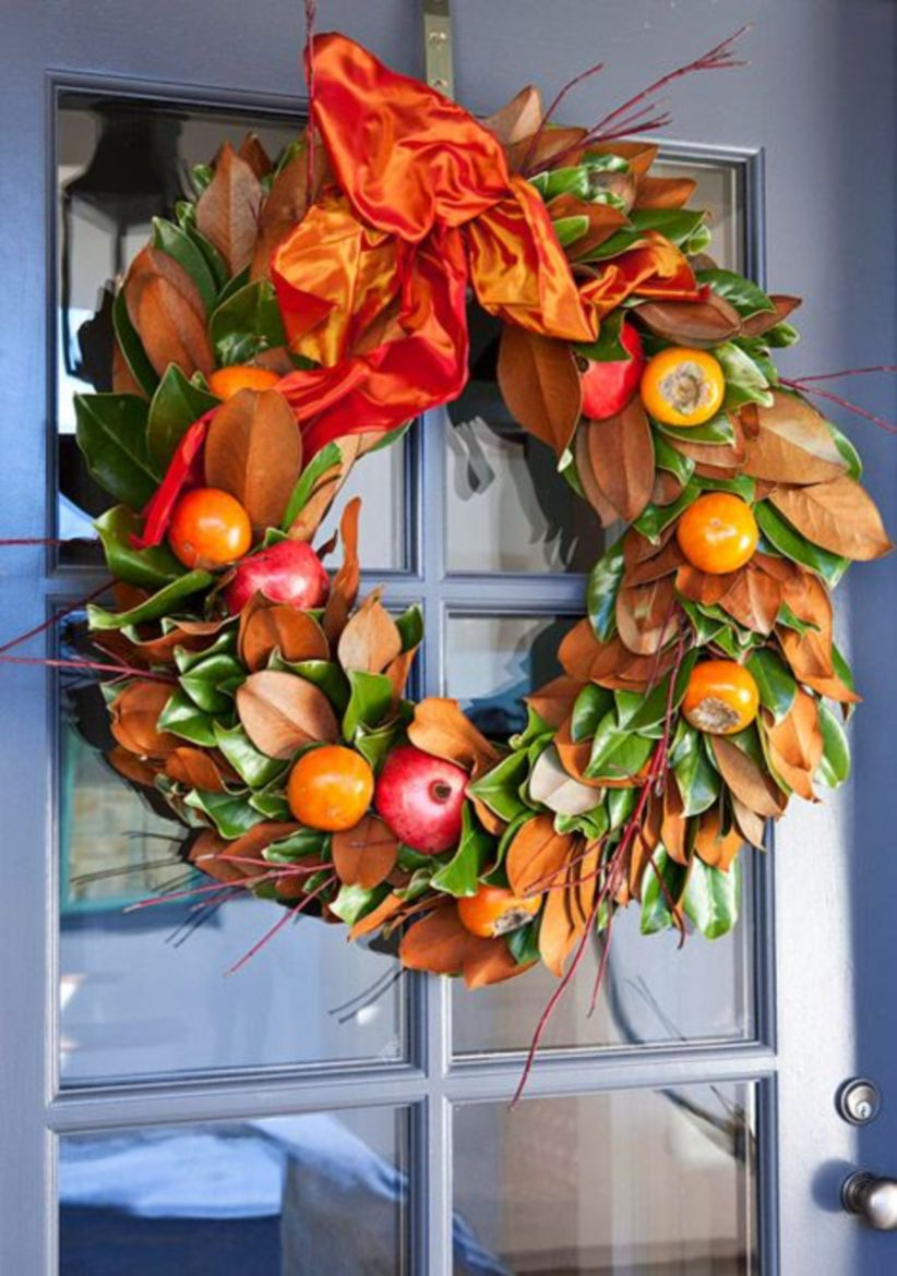 Beautiful decor ideas to hang on your door that aren't wreaths 39