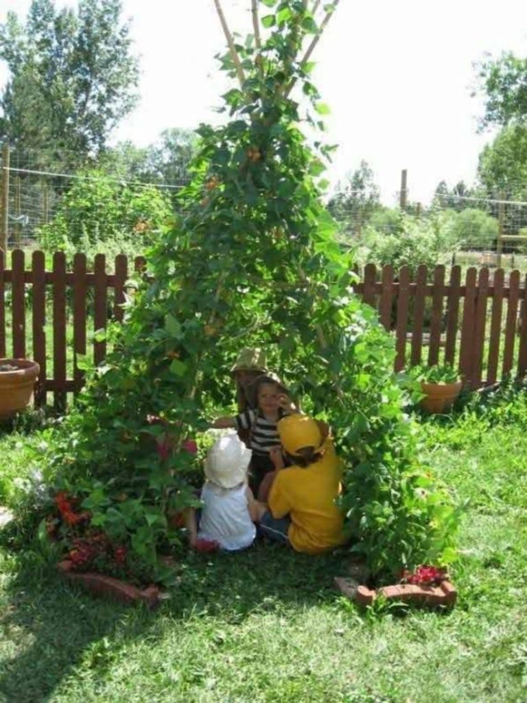 Best creativity backyard projects to surprise your kids 19