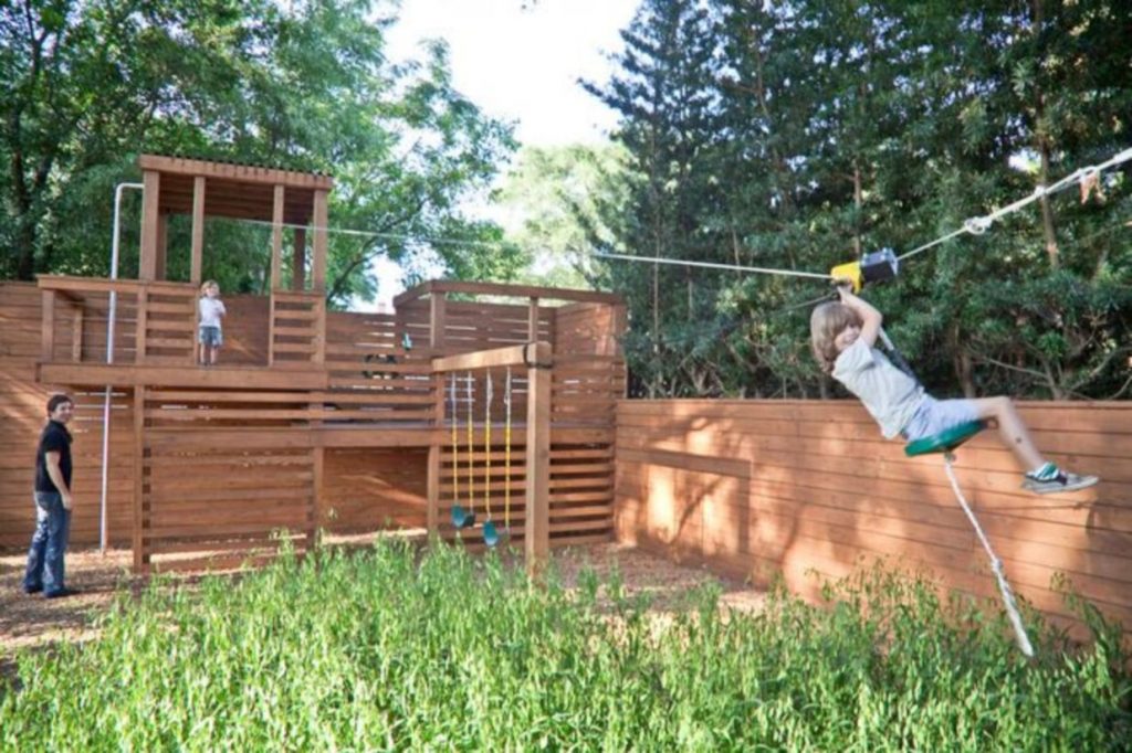 Best creativity backyard projects to surprise your kids 26