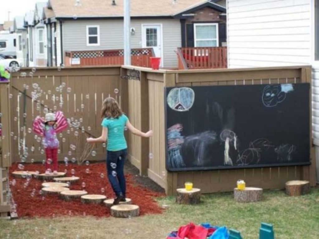 Best creativity backyard projects to surprise your kids 32