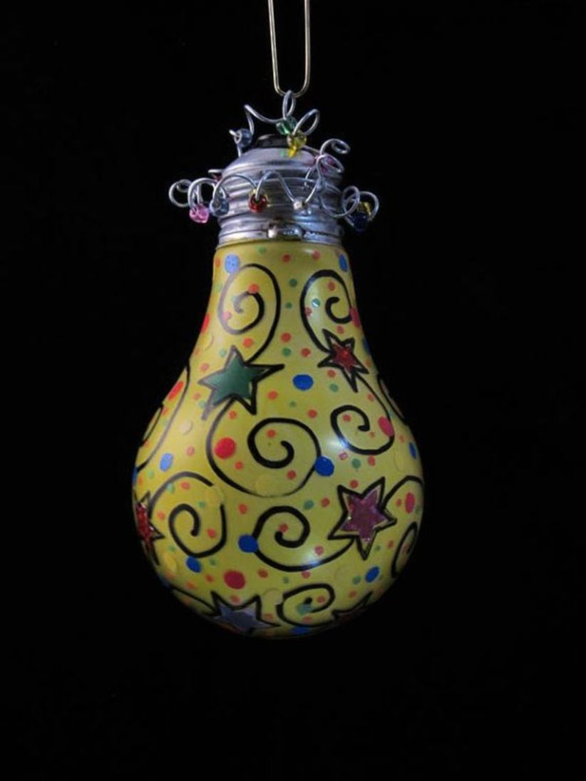 Bright ideas to recycle old light blubs 56