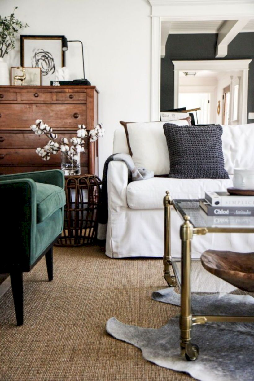 Adorable and cozy neutral living room design ideas 20