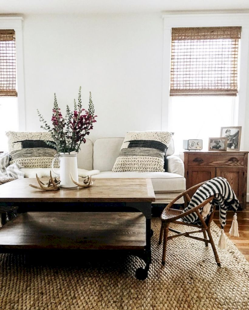 Adorable and cozy neutral living room design ideas 30