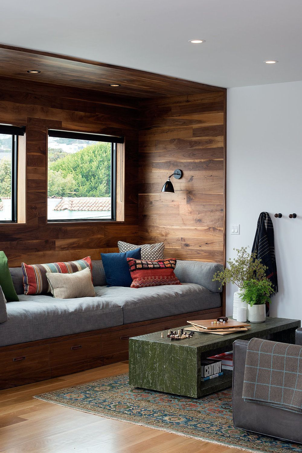 Bay window ideas that blend well with modern interior design 28