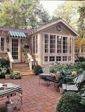 Best bay window design ideas that makes you enjoy the view easily 40