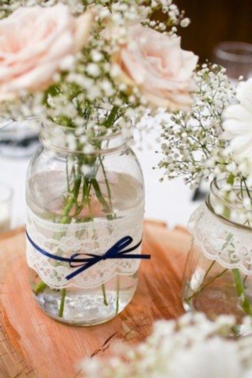 Cheerful ways to use mason jars this spring 05