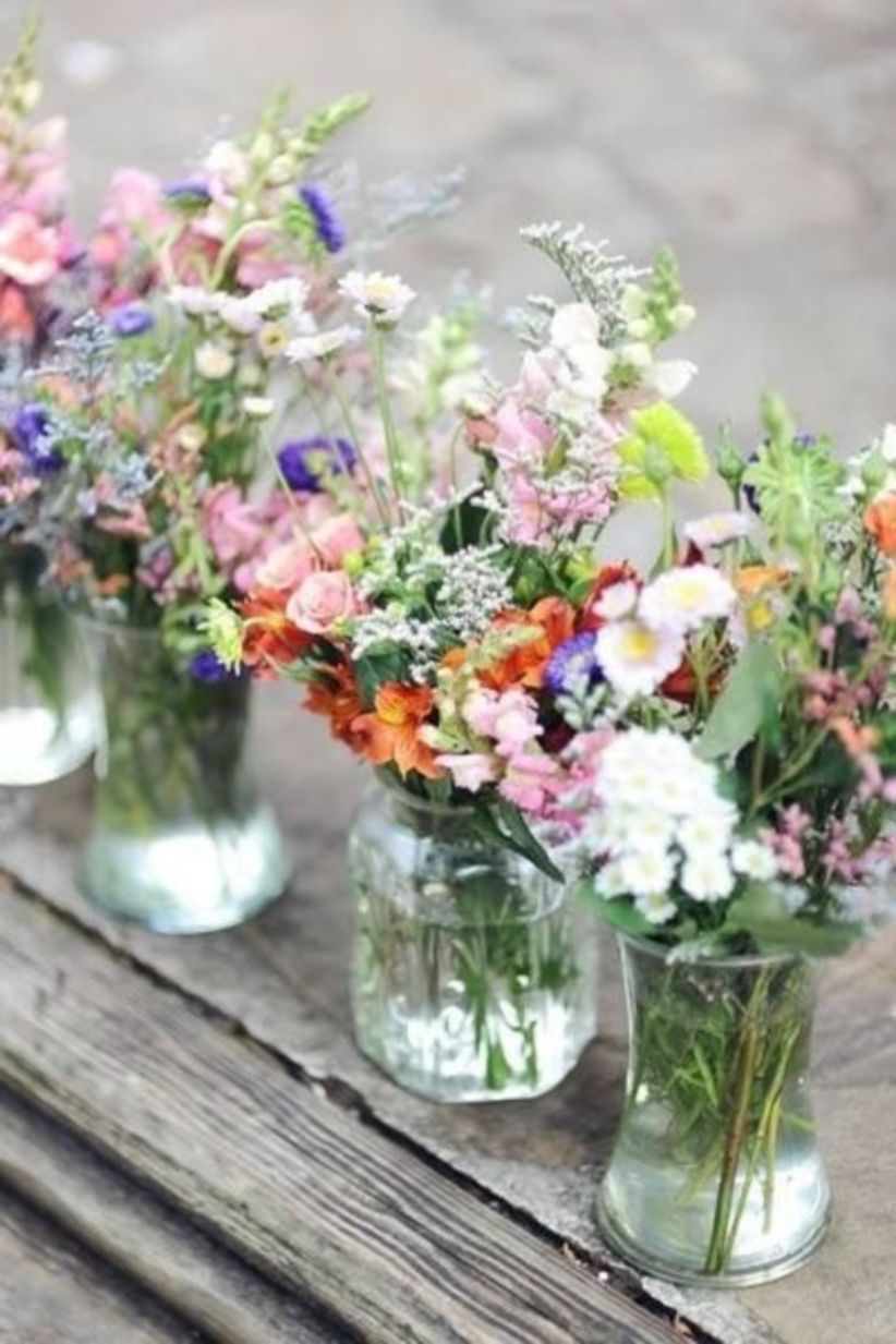 Cheerful ways to use mason jars this spring 16