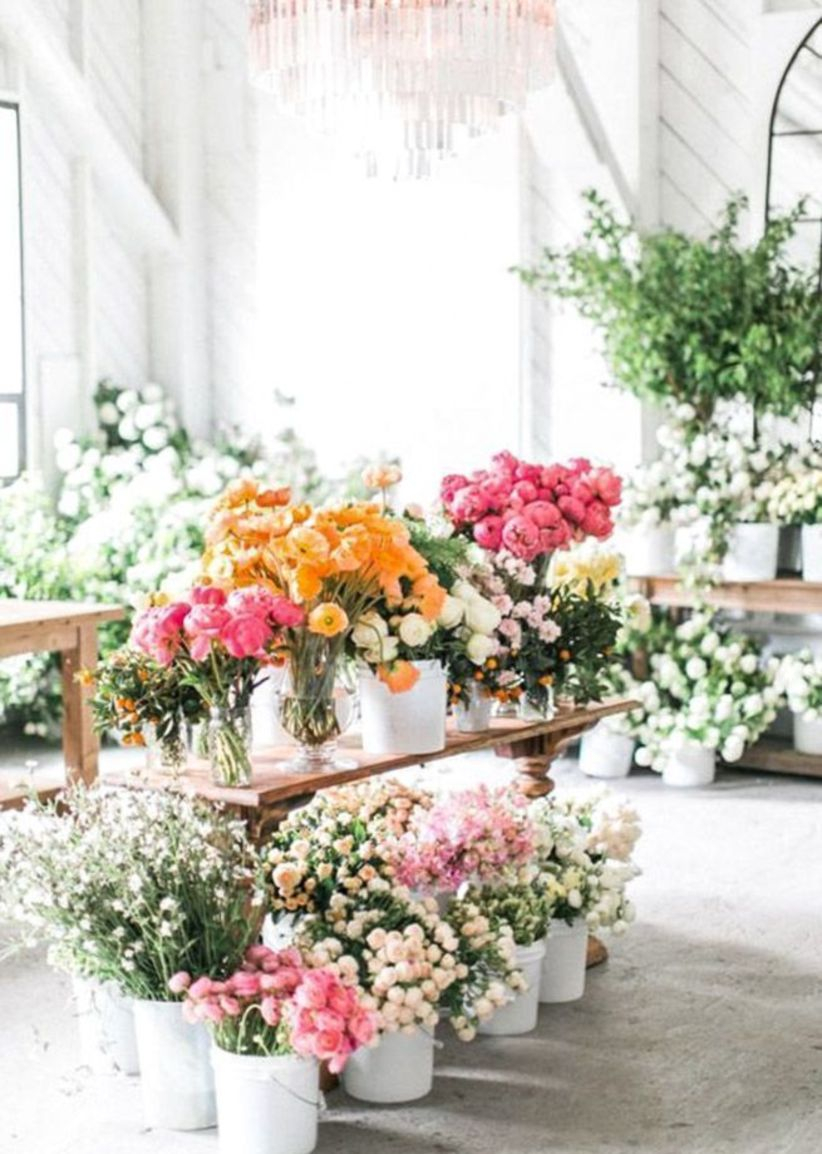 Cheerful ways to use mason jars this spring 27