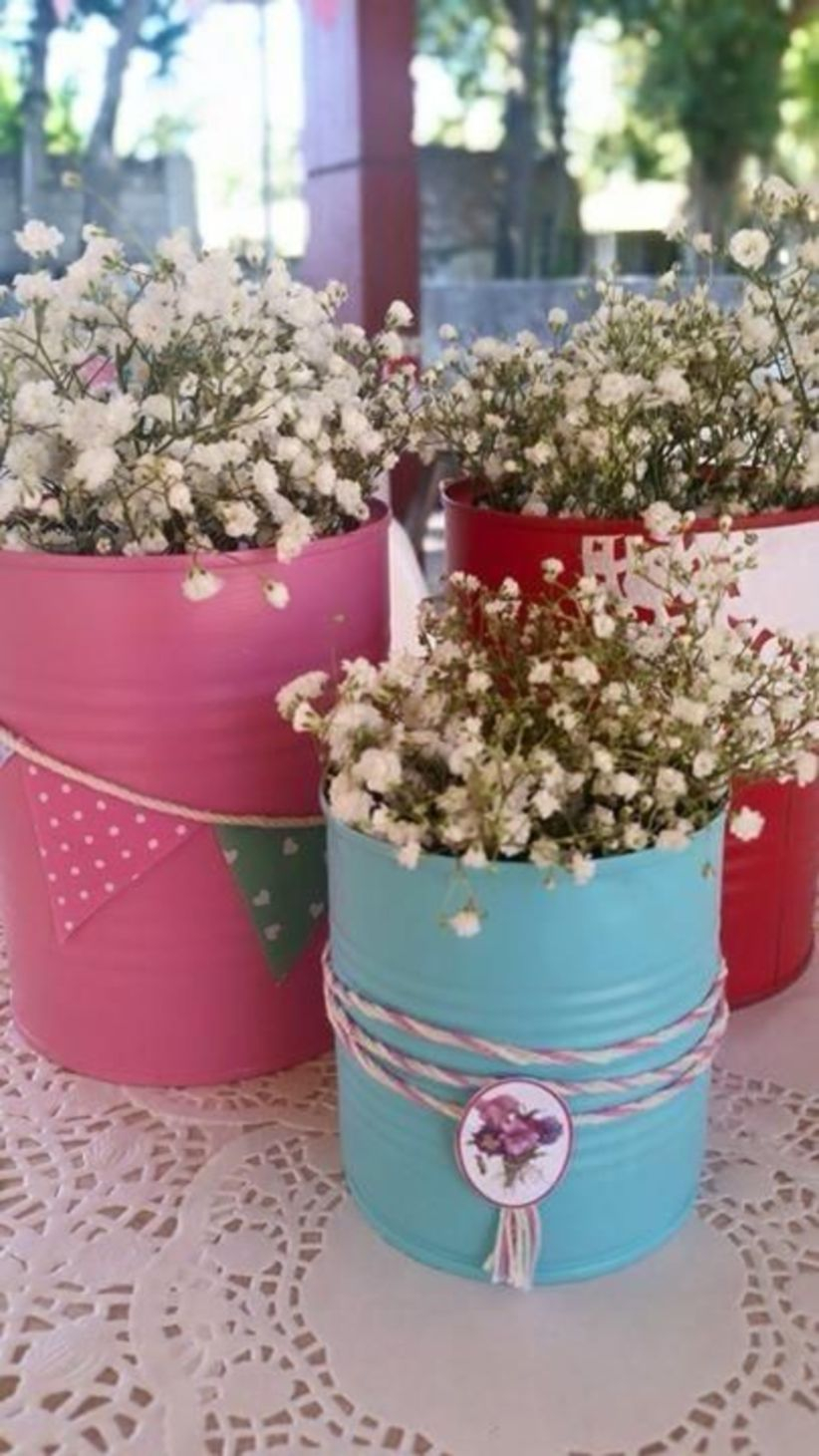 Cheerful ways to use mason jars this spring 29