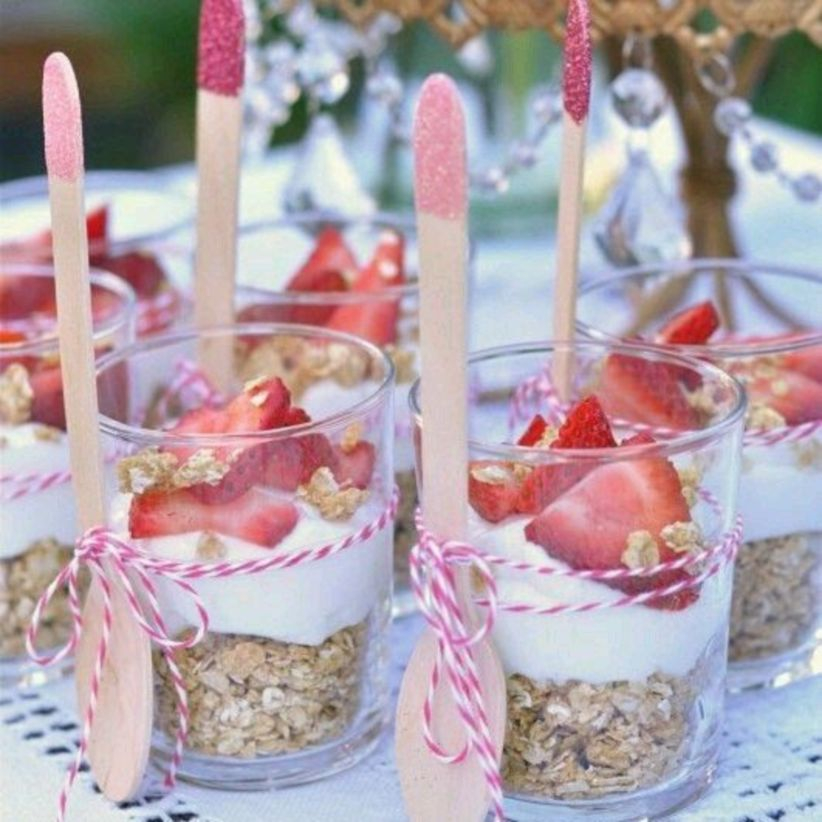 Cheerful ways to use mason jars this spring 40