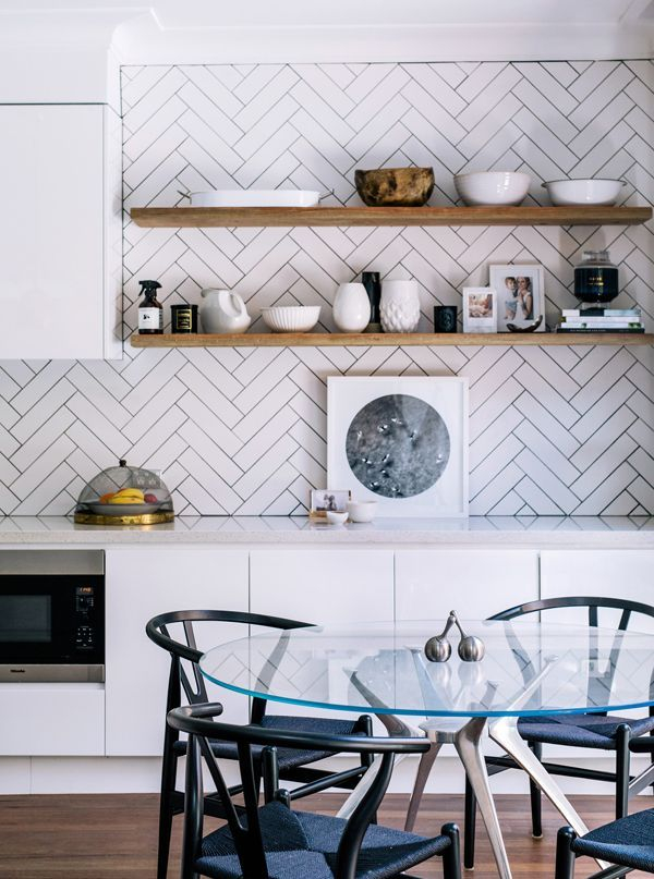 Modern herringbone pattern to give unique elements to your kitchen 49