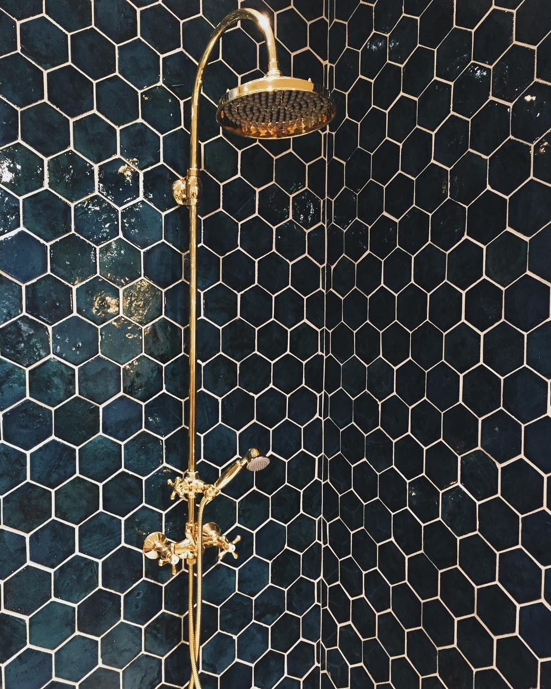 Unique honeycomb tile to give your bathroom a new look 23