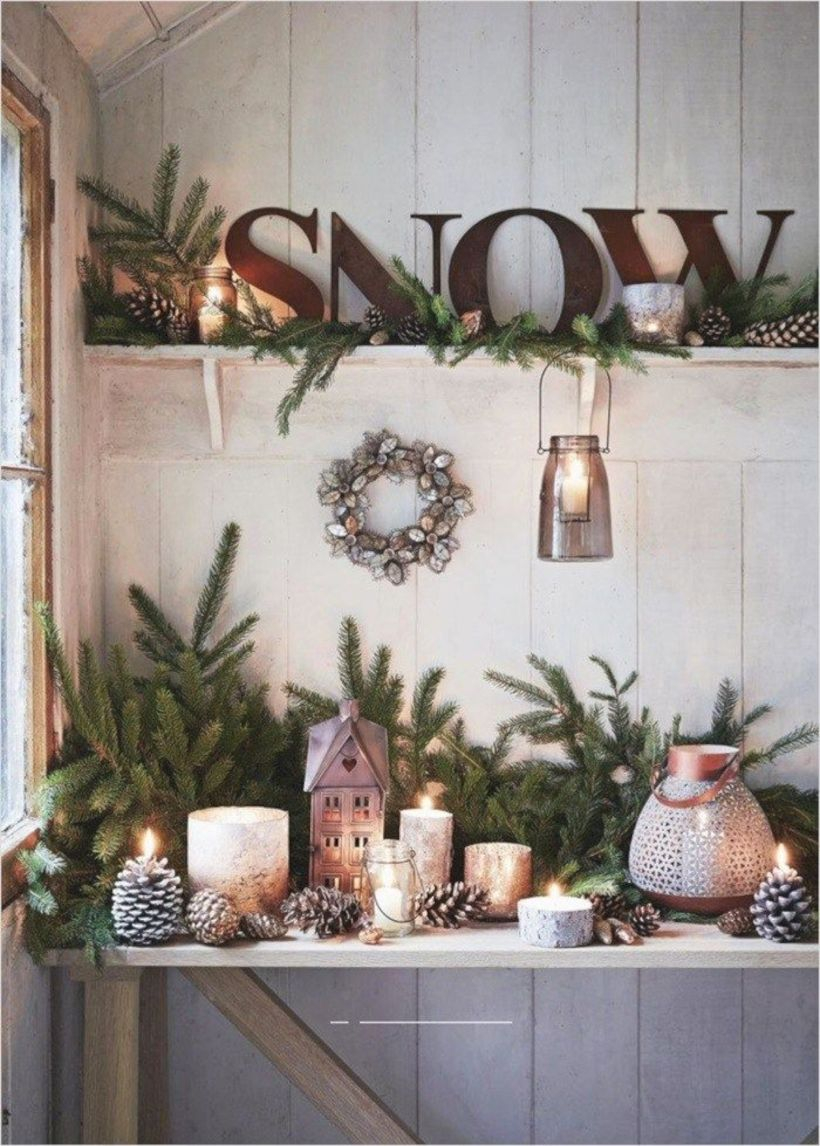 Adorable farmhouse christmas decor ideas 08