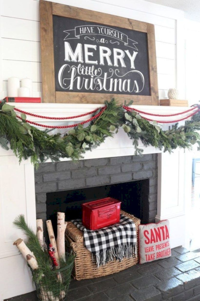 Adorable farmhouse christmas decor ideas 20