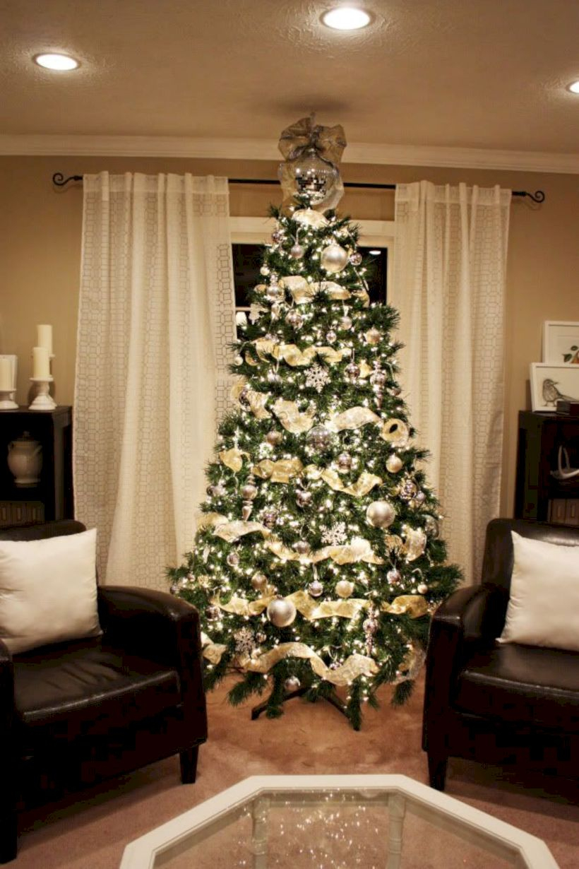 Awesome silver and white christmas tree decorating ideas 29