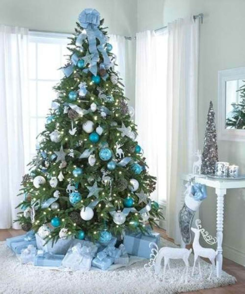 Awesome silver and white christmas tree decorating ideas 33