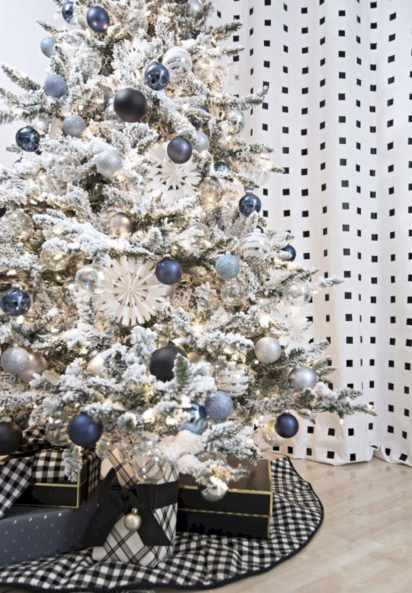 Awesome silver and white christmas tree decorating ideas 43