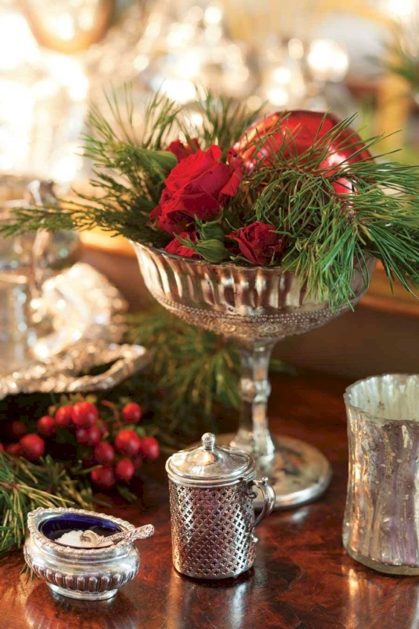 Beautiful christmas centerpiece ideas you should try 05