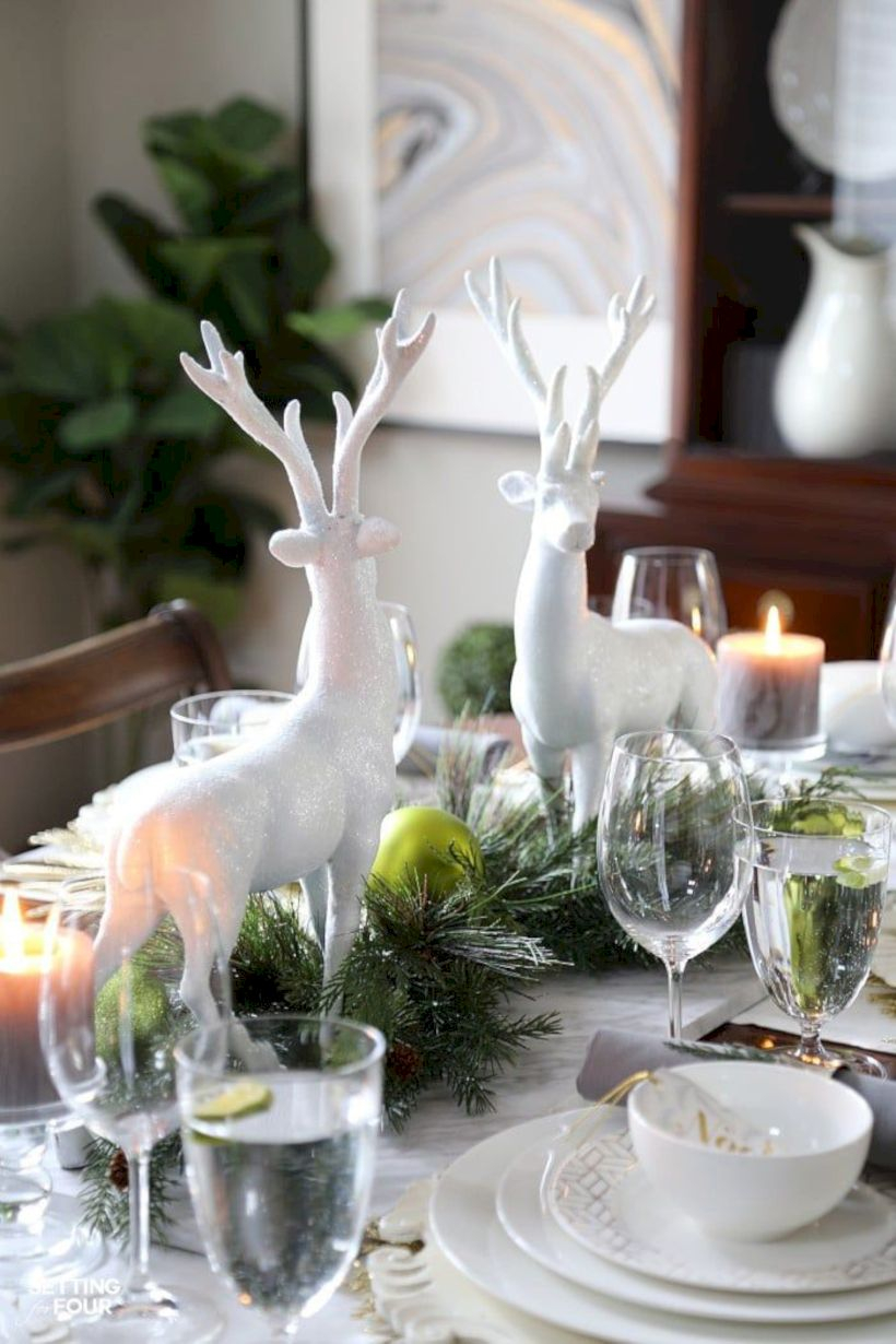 Beautiful christmas centerpiece ideas you should try 36