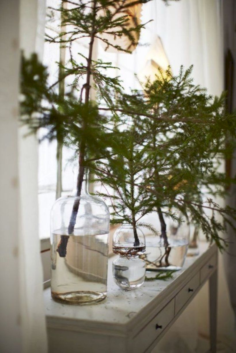 51 Beautiful Christmas Decor for Small Space - Matchness.com