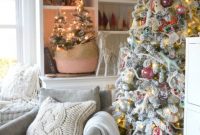 Beautiful christmas decor for small space 20