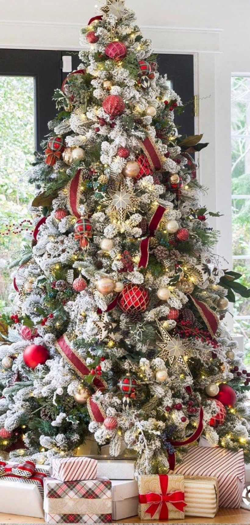 Beautiful christmas tree decoration ideas to see 14
