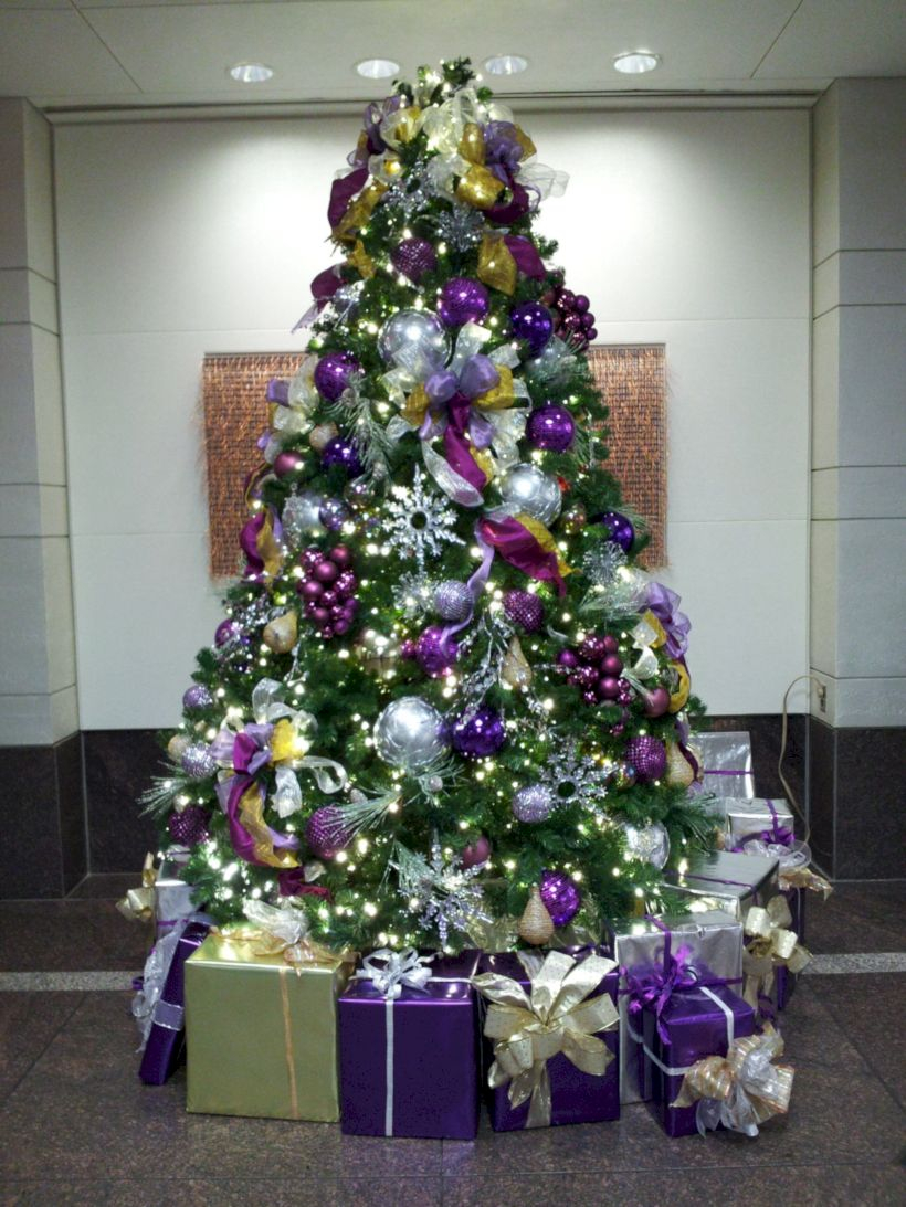 Beautiful christmas tree decoration ideas to see 33