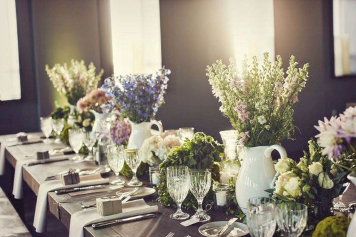 Beautiful winter table decoration ideas for a romantic dinner 07