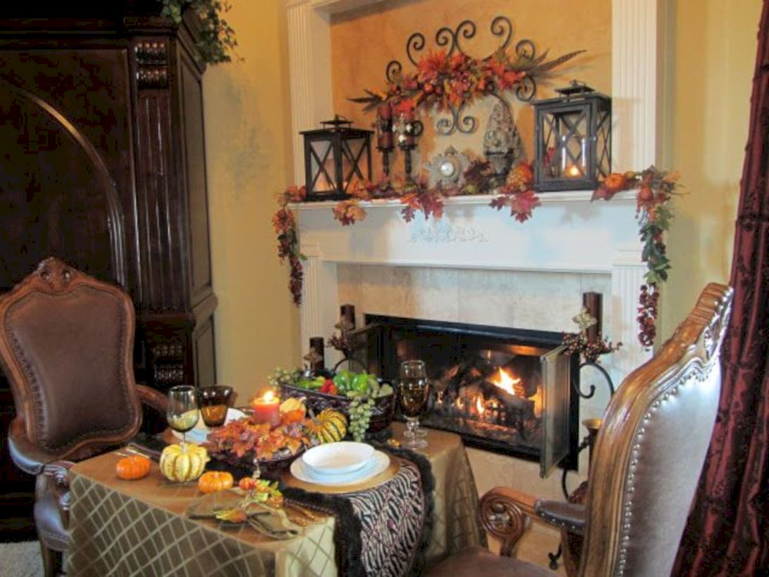 Beautiful winter table decoration ideas for a romantic dinner 41