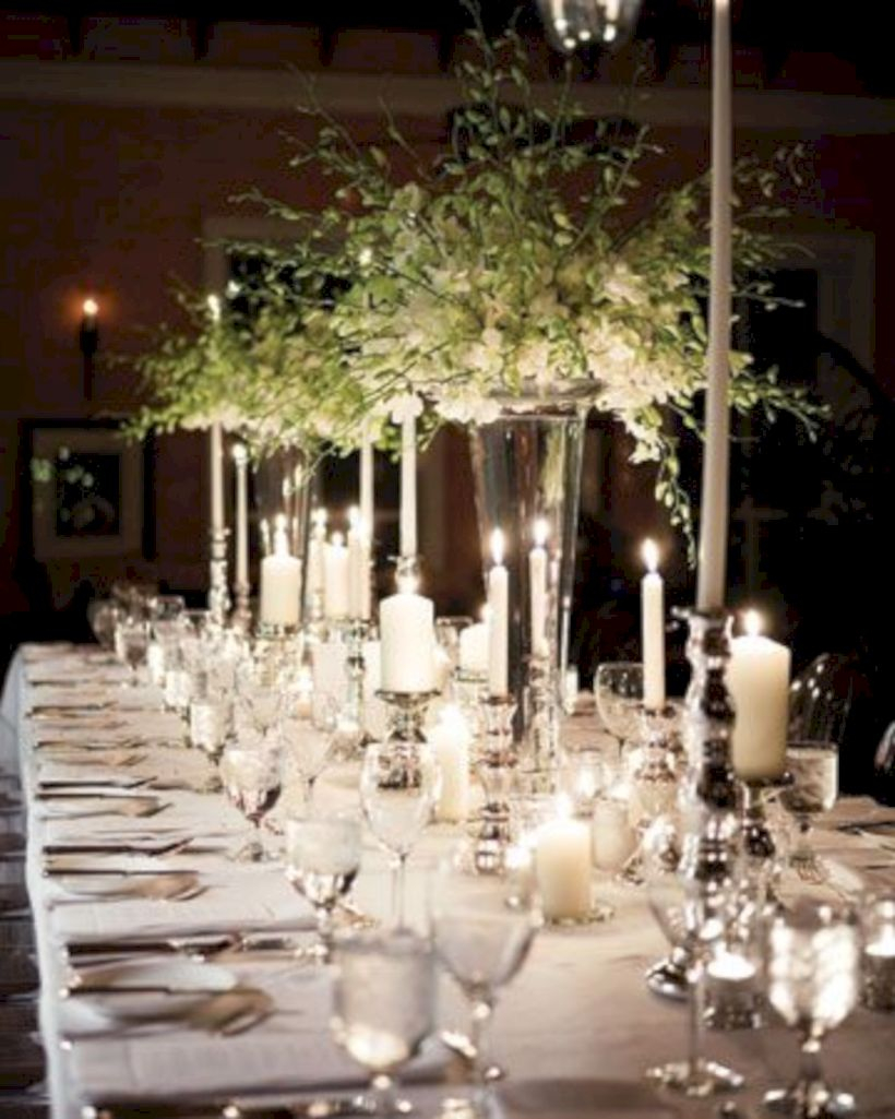 Beautiful winter table decoration ideas for a romantic dinner 47