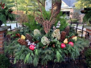 Colorful winter planters for your outdoor decorations 04