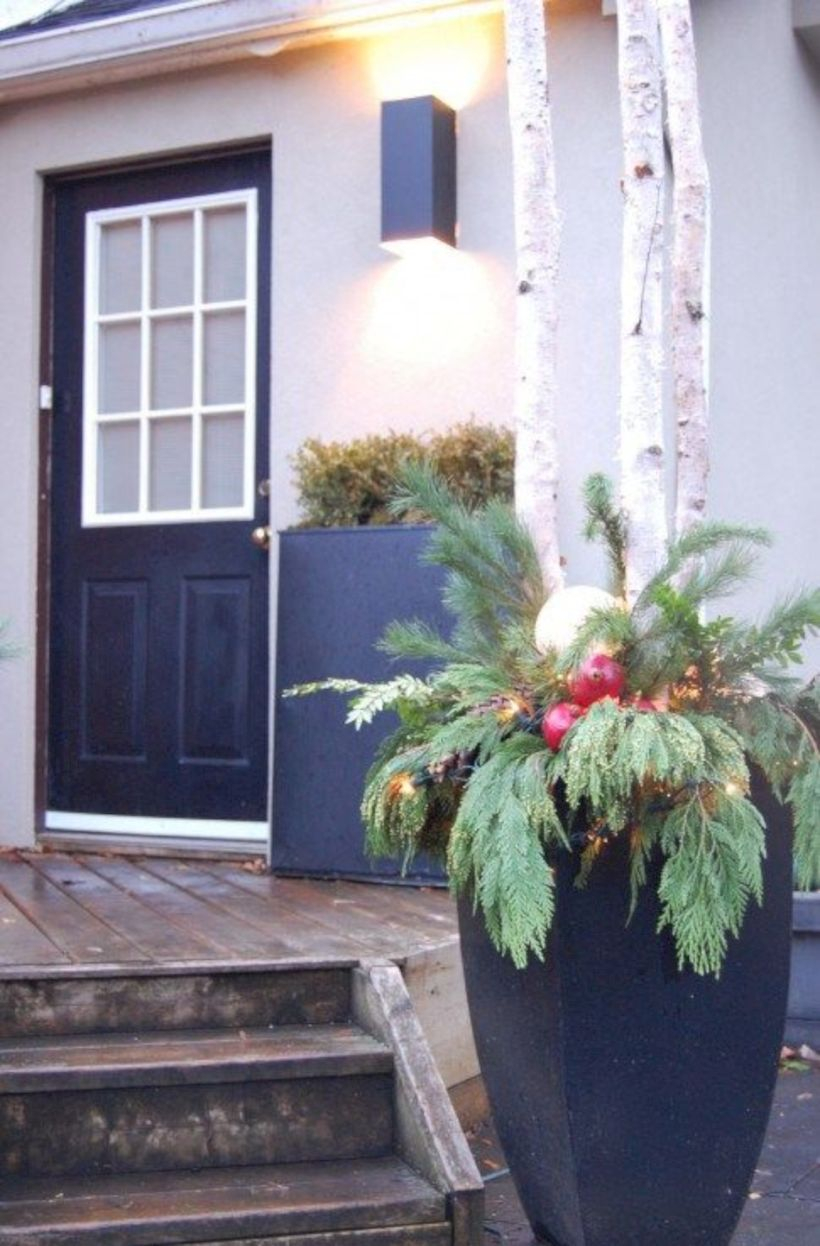 Colorful winter planters for your outdoor decorations 07