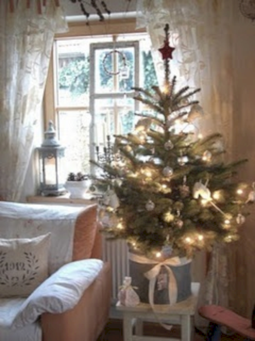 Genius ways to repurpose galvanized buckets this christmas 01
