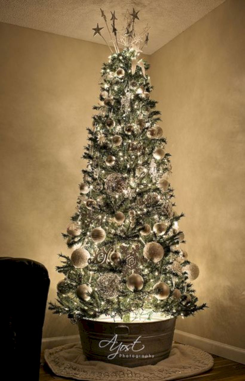 Genius ways to repurpose galvanized buckets this christmas 03