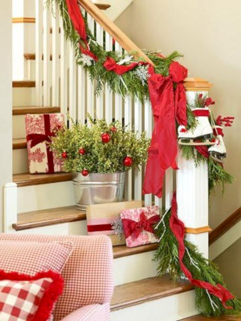 Genius ways to repurpose galvanized buckets this christmas 17