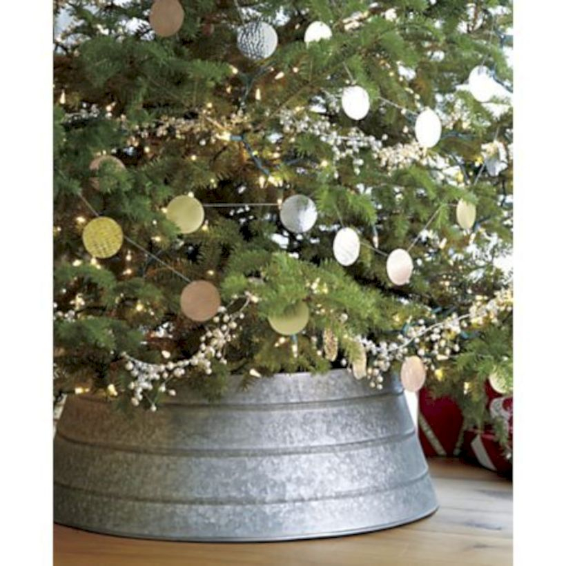 Genius ways to repurpose galvanized buckets this christmas 37