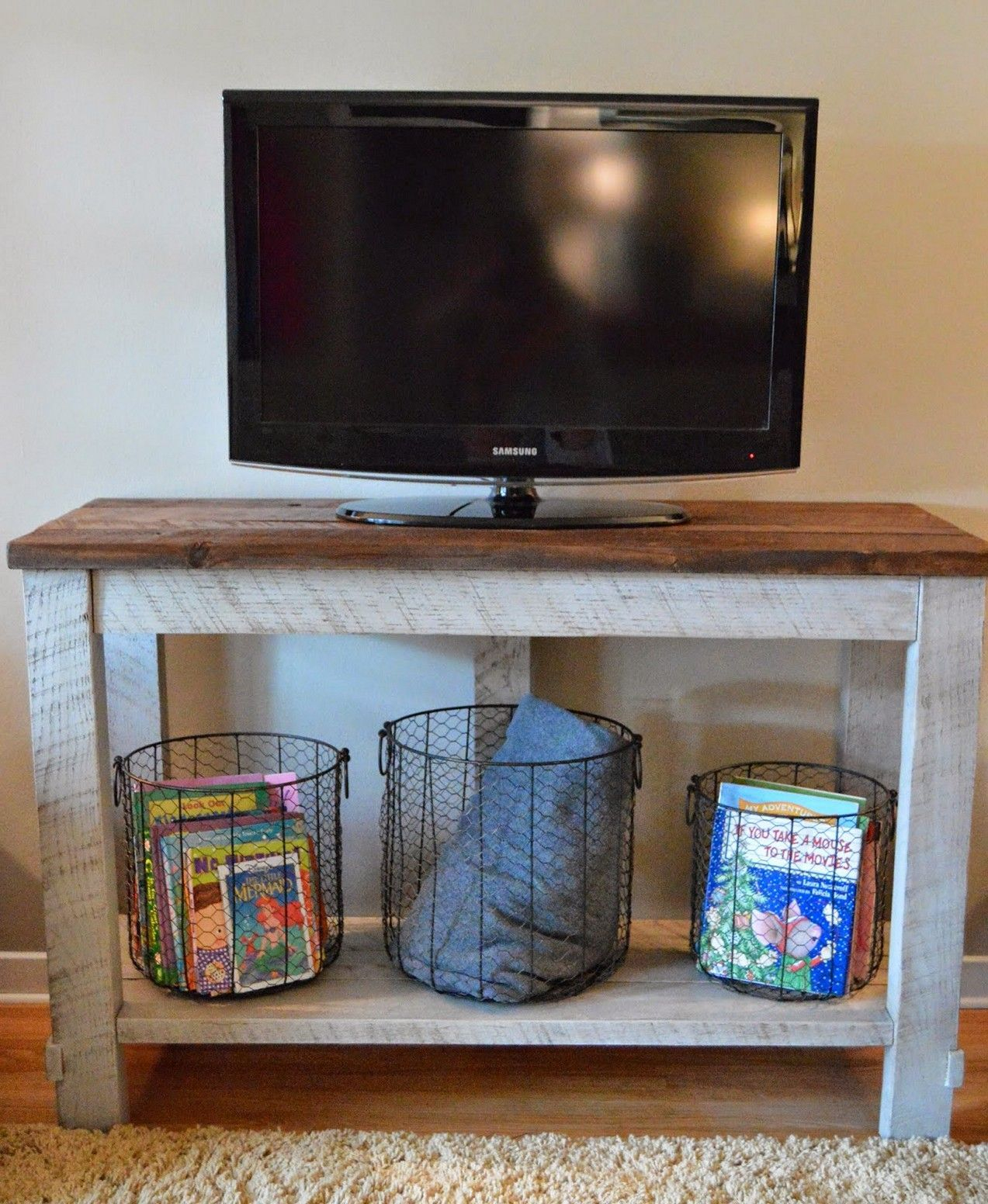 Modern tv stand design ideas for small living room 55